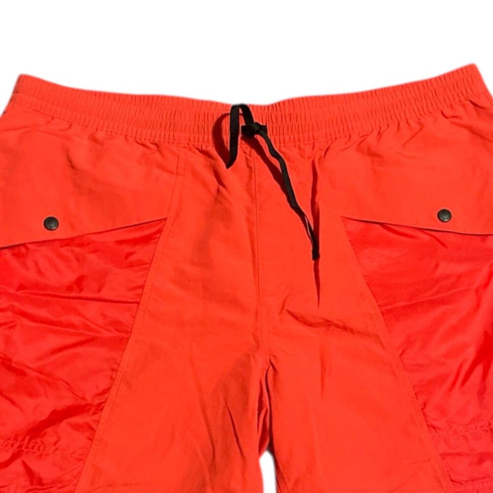THEā NORTH FACE MENS OUTLINE 7" SHORTS RED SIZE XXL - Picture 5 of 6